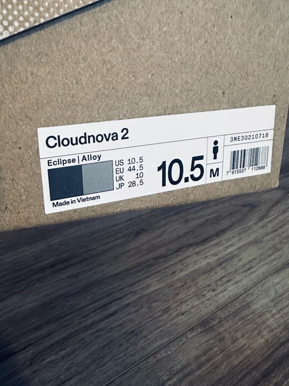 Cloudnova 2 white brand new never worn